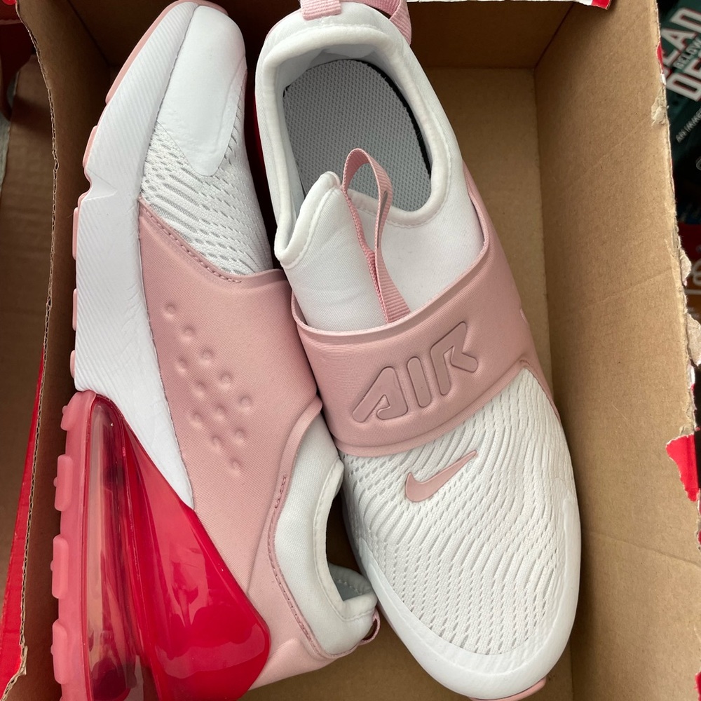 Pink and red Nike air max women’s 8.5